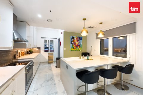 Townhouse de vânzare în Dubai, EAU 4 dormitoare, 134.8 mp. №660458 - poză 7