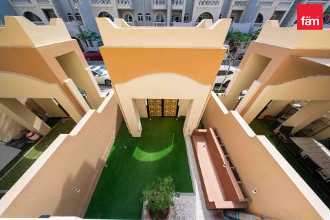 Dubai, UAE의 판매용 타운하우스 침실 4개, 134.8제곱미터 번호 660458 - 사진 20