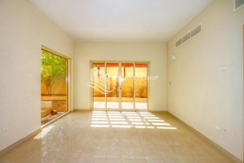 Villa para venda em Al Raha Gardens, Abu Dhabi, EAU 4 quartos, 289 m2 № 716166 - foto 4