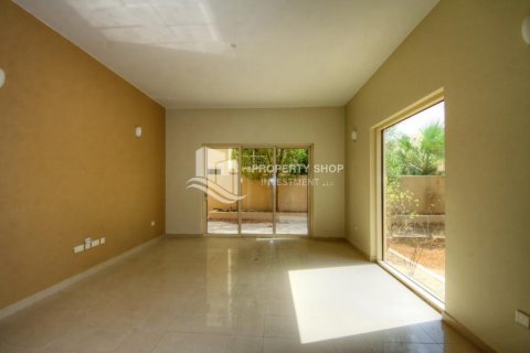 Villa para venda em Al Raha Gardens, Abu Dhabi, EAU 4 quartos, 289 m2 № 716166 - foto 2
