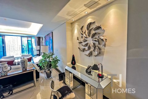 Apartment in Burj Khalifa, Dubai, UAE 2 bedrooms, 172 sq.m. № 586362 - photo 9
