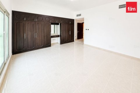וילה להשכרה ב Dubai, איחוד האמירויות 4 חדרי שינה, 501.5 מ"ר, מספר 738943 - תמונה 13