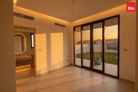 Βίλα σε Jebel Ali, Dubai, ΗΑΕ 5 υπνοδωμάτια, 675.5 τ.μ. Αρ. 758017 - φωτογραφία 16
