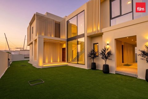 Βίλα σε Jebel Ali, Dubai, ΗΑΕ 5 υπνοδωμάτια, 675.5 τ.μ. Αρ. 758017 - φωτογραφία 2