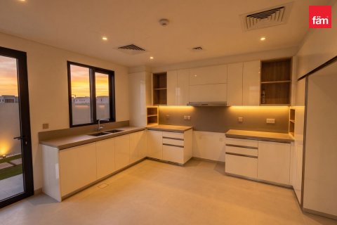 Βίλα σε Jebel Ali, Dubai, ΗΑΕ 5 υπνοδωμάτια, 675.5 τ.μ. Αρ. 758017 - φωτογραφία 6