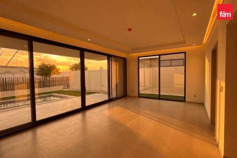 Βίλα σε Jebel Ali, Dubai, ΗΑΕ 5 υπνοδωμάτια, 675.5 τ.μ. Αρ. 758017 - φωτογραφία 4