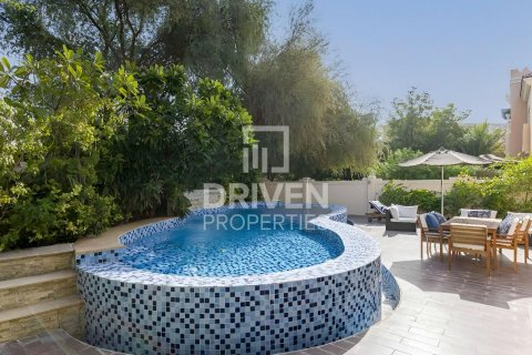 Villa itt: Dubai Sports City, EAE, 5 hálószoba, 412 m², azonosító: 602851 - fénykép 10