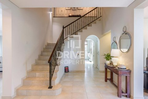 Villa itt: Dubai Sports City, EAE, 5 hálószoba, 412 m², azonosító: 602851 - fénykép 5