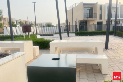 Dubai, UAE의 임대용 빌라 침실 3개, 137.8제곱미터 번호 632773 - 사진 24