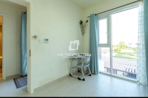Apartment in Dubai South (Dubai World Central), Dubai, UAE 2 bedrooms, 113 sq.m. № 593187 - photo 12