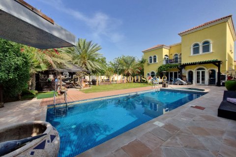 Villa para venda em Jumeirah Park, Dubai, EAU 3 quartos, 325 m2 № 593185 - foto 1
