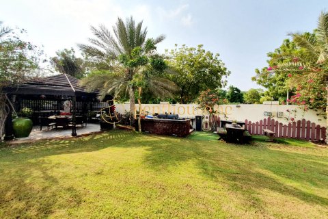 Villa para venda em Jumeirah Park, Dubai, EAU 3 quartos, 325 m2 № 593185 - foto 11