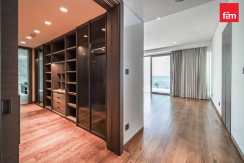 Střešní byt v Palm Jumeirah, Dubai, SAE 3 ložnice, 618.6 m² Č.: 601461 - fotografie 26