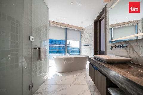Střešní byt v Palm Jumeirah, Dubai, SAE 3 ložnice, 618.6 m² Č.: 601461 - fotografie 13