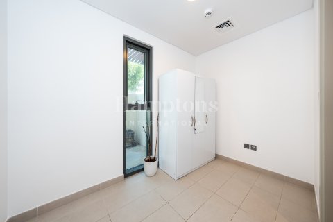 Casa urbana para arrendamento em Arabian Ranches 3, Dubai, EAU 4 quartos, 240.99038200 m2 № 739705 - foto 5