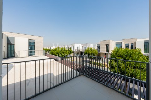 Casa urbana para arrendamento em Arabian Ranches 3, Dubai, EAU 4 quartos, 240.99038200 m2 № 739705 - foto 12