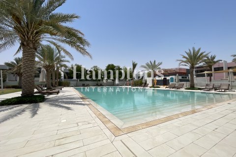 Radhus uthyres i Dubai, UAE 3 sovrum, 299.01016356 kvm Nr. 651637 - fotografi 3