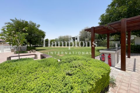 Radhus uthyres i Dubai, UAE 3 sovrum, 299.01016356 kvm Nr. 651637 - fotografi 5