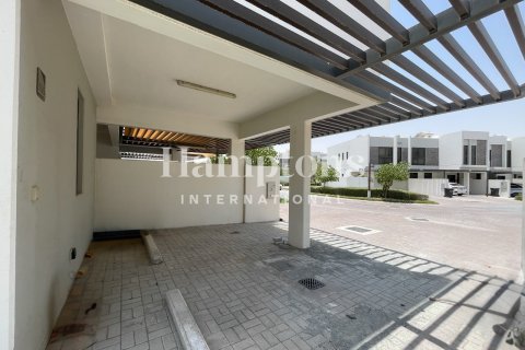 Radhus uthyres i Dubai, UAE 3 sovrum, 299.01016356 kvm Nr. 651637 - fotografi 7