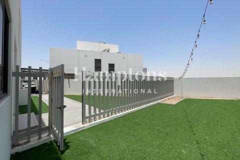 Radhus uthyres i Dubai, UAE 3 sovrum, 299.01016356 kvm Nr. 651637 - fotografi 9