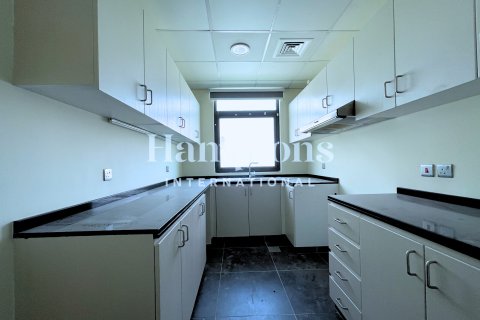 Radhus uthyres i Dubai, UAE 3 sovrum, 299.01016356 kvm Nr. 651637 - fotografi 30