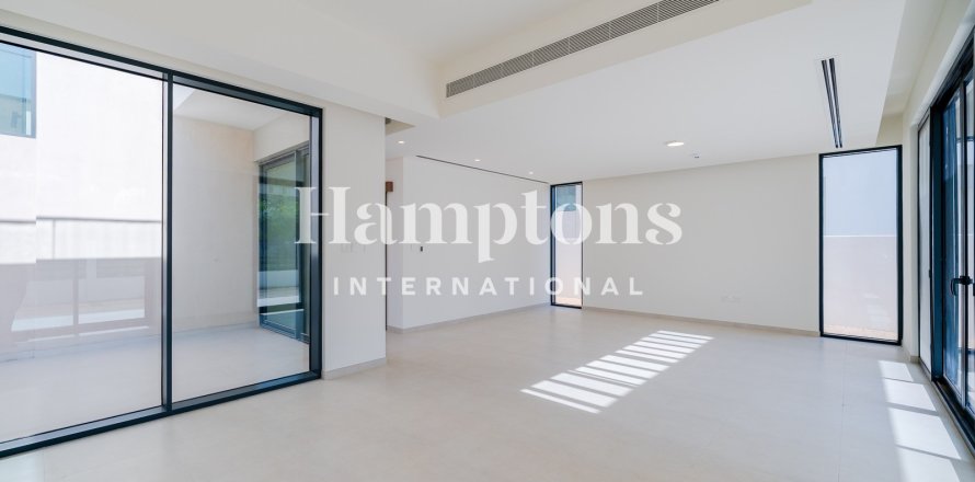 Villa in Arabian Ranches 3, Dubai, VAE: 4 Schlafzimmer, 450.858 m2 Nr. 695673