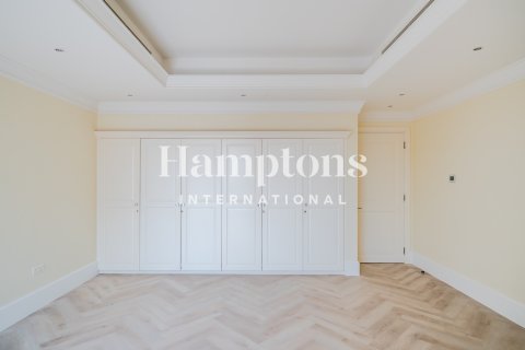 Dupleks di Jumeirah Beach Residence, Dubai, UAE 4 bilik tidur, 585.91971137 meter persegi № 695679 - foto 21