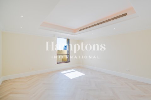 Dupleks di Jumeirah Beach Residence, Dubai, UAE 4 bilik tidur, 585.91971137 meter persegi № 695679 - foto 19