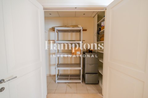 Dupleks di Jumeirah Beach Residence, Dubai, UAE 4 bilik tidur, 585.91971137 meter persegi № 695679 - foto 6