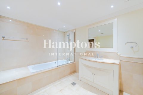 Dupleks di Jumeirah Beach Residence, Dubai, UAE 4 bilik tidur, 585.91971137 meter persegi № 695679 - foto 4