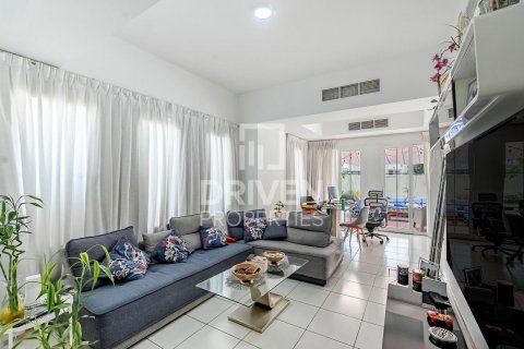 Vila v The Springs, Dubai, SAE 3 ložnice, 210 m² Č.: 601695 - fotografie 5