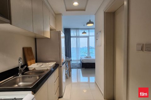 Apartment til salg i Dubai, UAE 38.3 kvm № 728125 - foto 9