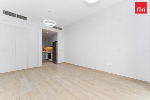 Apartment in Business Bay, Dubai, UAE 37.7 sq.m. № 728119 - photo 2