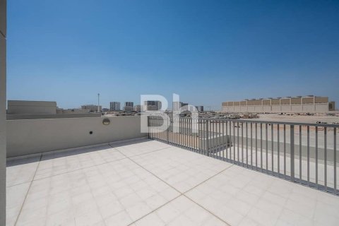 Снять в аренду таунхаус в Dubai South (Dubai World Central), Дубай, ОАЭ 4 спальни, 306м2, № 614704 - фото 17