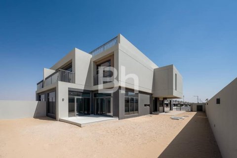 Снять в аренду таунхаус в Dubai South (Dubai World Central), Дубай, ОАЭ 4 спальни, 306м2, № 614704 - фото 1