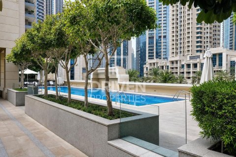 Huoneisto Downtown Dubai (Downtown Burj Dubai), Dubai, Arabiemiraatit 1 makuuhuone, 90.58 m2 № 757228 - kuva 22