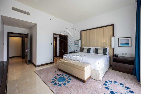 Apartment in The Marina, Abu Dhabi, UAE 2 bedrooms, 141 sq.m. № 615509 - photo 14