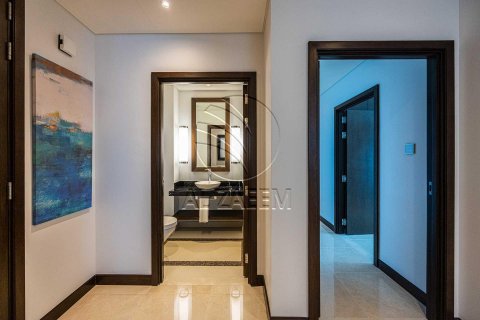 Apartment in The Marina, Abu Dhabi, UAE 2 bedrooms, 141 sq.m. № 615509 - photo 7
