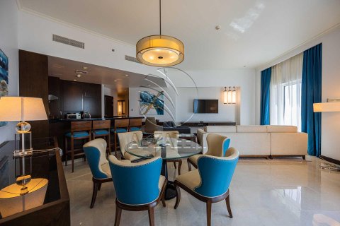 Apartment in The Marina, Abu Dhabi, UAE 2 bedrooms, 141 sq.m. № 615509 - photo 5