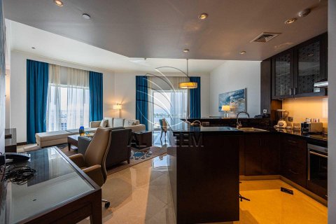 Apartment in The Marina, Abu Dhabi, UAE 2 bedrooms, 141 sq.m. № 615509 - photo 2