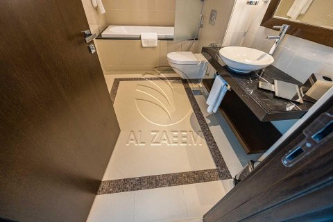 Apartment in The Marina, Abu Dhabi, UAE 2 bedrooms, 141 sq.m. № 615509 - photo 10