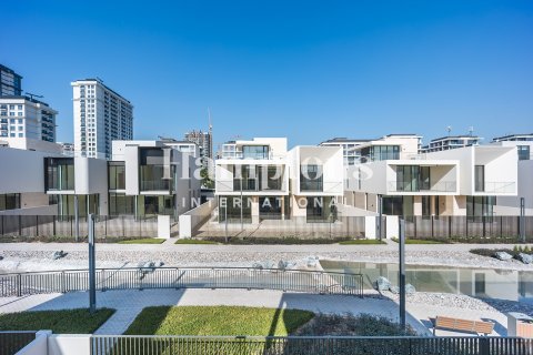 Vilë në Dubai Hills Estate, Dubai, Emiratet e Bashkuara Arabe 5 dhoma gjumi, 921.41195400 m2. № 658877 - Foto 8