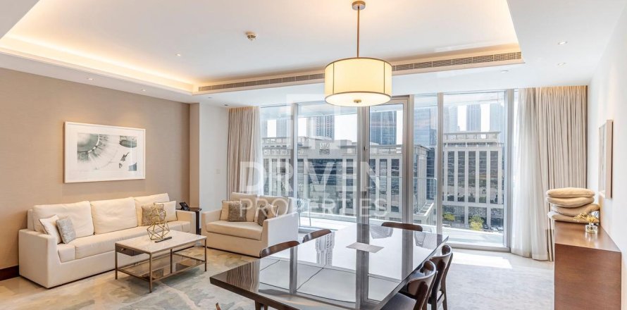 Apartment i Downtown Dubai (Downtown Burj Dubai), Dubai, UAE 2 soveværelser, 157.84 kvm № 755636