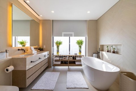Jumeirah, Dubai, संयुक्त अरब अमीरात में विला, 3 बेडरूम, 274.53 वर्ग मीटर, संख्या 755638 - फ़ोटो 17