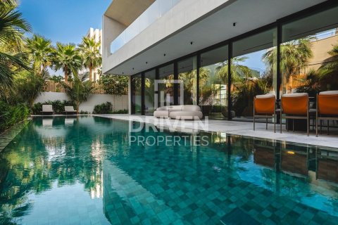 Vila di Jumeirah, Dubai, UEA 6 kamar tidur, 893.73 m2 nomor 755634 - foto 2