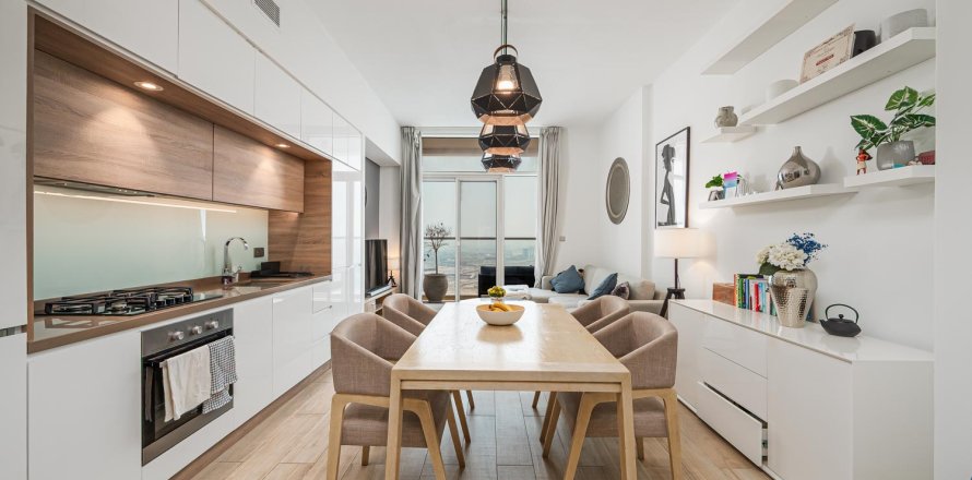 Apartment in Dubai Marina, Dubai, UAE 2 bedrooms, 101.88 sq.m. № 750150