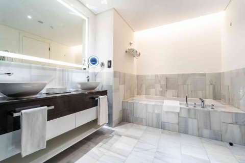 Palm Jumeirah, Dubai, BAE’de satılık daire 3 yatak odası, 187 m&sup2; No 696281 - fotoğraf 17