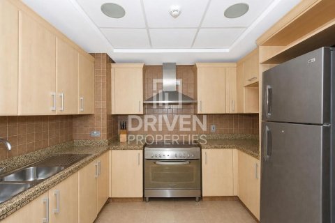 Appartement te huur in Palm Jumeirah, Dubai, VAE 2 slaapkamers, 185.53 vr.m., nr 745533 - foto 11