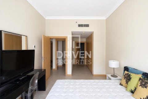 Appartement te huur in Palm Jumeirah, Dubai, VAE 2 slaapkamers, 185.53 vr.m., nr 745533 - foto 7
