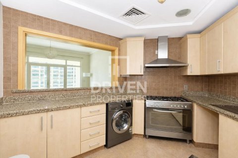 Appartement te huur in Palm Jumeirah, Dubai, VAE 2 slaapkamers, 185.53 vr.m., nr 745533 - foto 12
